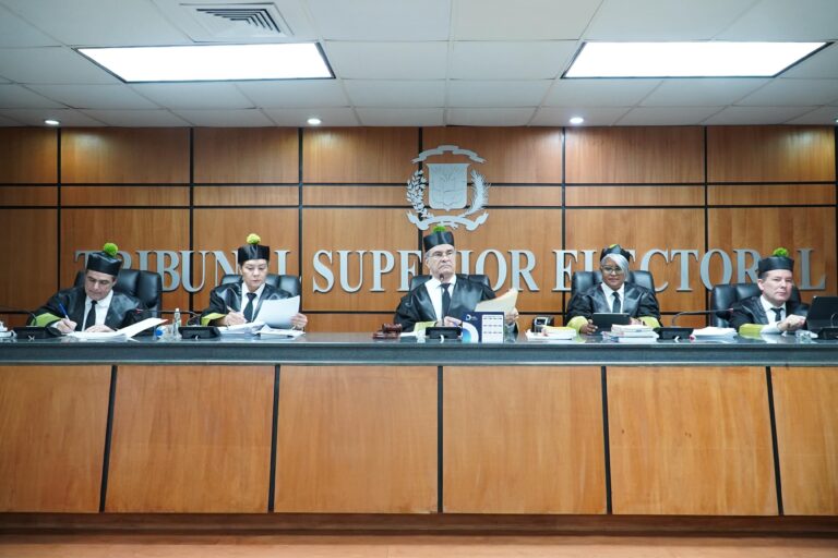 TSE dispone continuar extensión horario en jornadas laborales de lunes a domingo