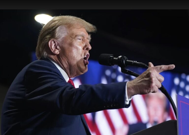 Corte de EEUU reincorpora a Trump en boletas primarias presidenciales