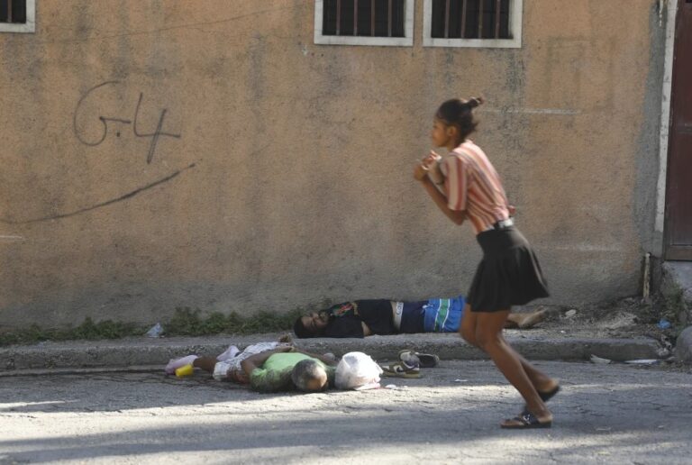 Haití impone un toque de queda para restaurar la calma tras un fin de semana de violencia