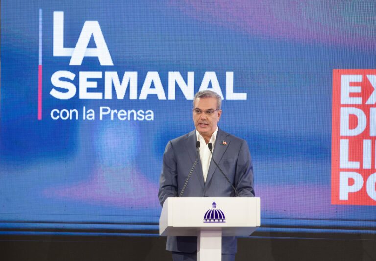 Presidente Abinader destaca que embarazos en adolescentes disminuyeron nueve mil casos menos en 2023 respecto al 2019