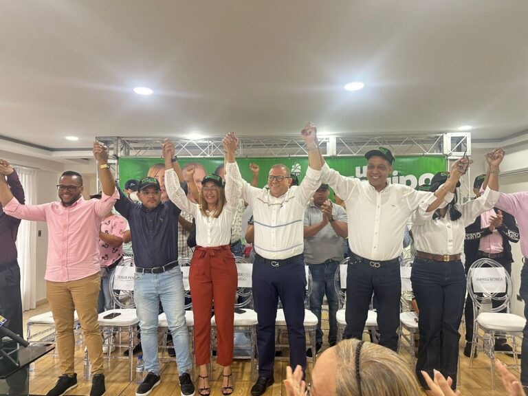 Rafael Castillo Recibe Respaldo de Alfredo Pichardo y destacados Líderes Locales