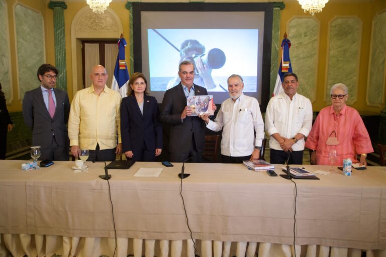 Presidente Abinader dice plan “República Dominicana 30×30” se ejecutará con disciplina para consolidar los recursos naturales y salvarlos