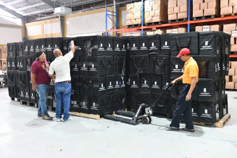 JCE inicia protocolo de conformación de 20,083 EDET que serán distribuidas a nivel nacional y en 35 países que se realizarán elecciones dominicanas en el exterior   