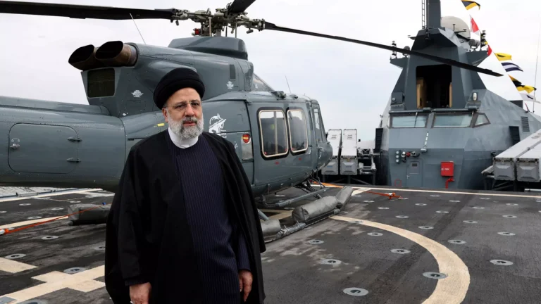 ¿Cómo acabó el presidente de Irán en un helicóptero estadounidense de 40 años de antigüedad?
