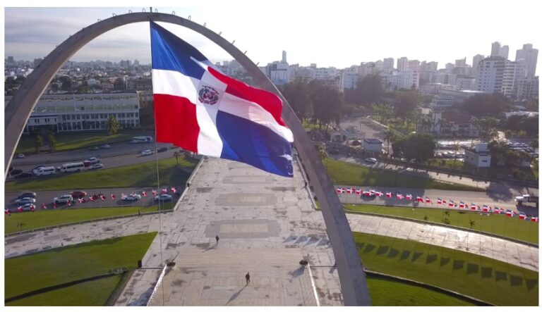 Gobierno registra primer superávit primario de últimos cinco años electorales; déficit es 2.5 veces menor que en 2016 y 5 veces inferior al de 2012