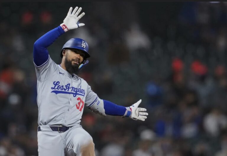 Ohtani pega jonrón solitario y doble productor en paliza de Dodgers sobre Gigantes