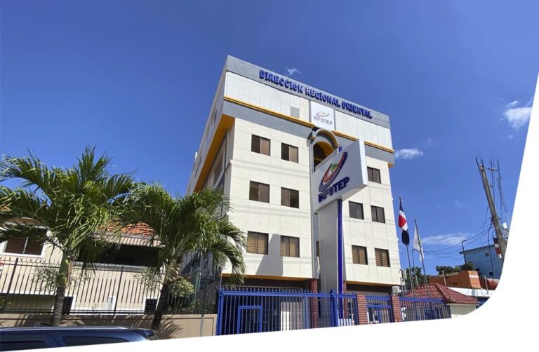 Estudiantes de enfermería del Infotep denuncian demora para culminar oferta curricular  