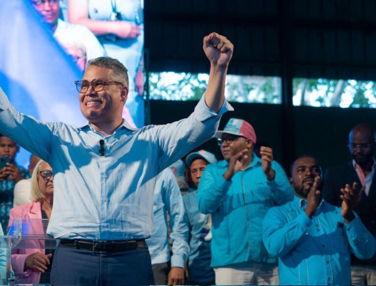 Carlos Peña gastó 8.1 millones de pesos en campaña electoral.