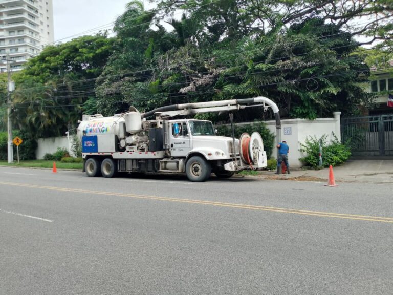 Alcaldía del DN continúa jornadas preventivas ante posibles efectos del huracán Beryl