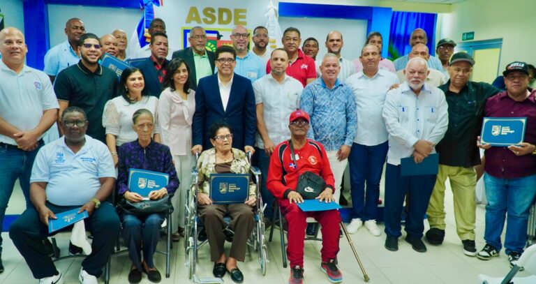 Alcalde Dio Astacio acaba de iniciar la quinta revolución deportiva del país