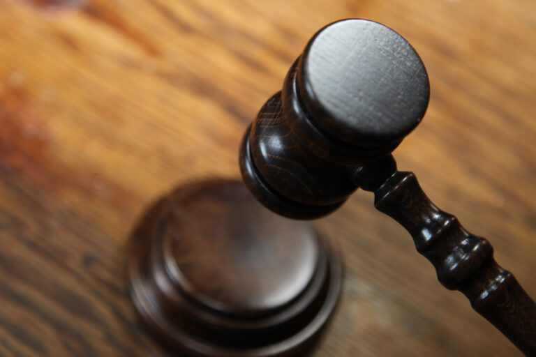 Dictan tres meses de prisión preventiva a dos de los imputados por asesinar un hombre de al menos 15 disparos en el sector La Esperilla