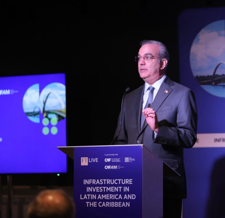 Presidente Abinader destaca estabilidad económica y oportunidades de inversión en RD