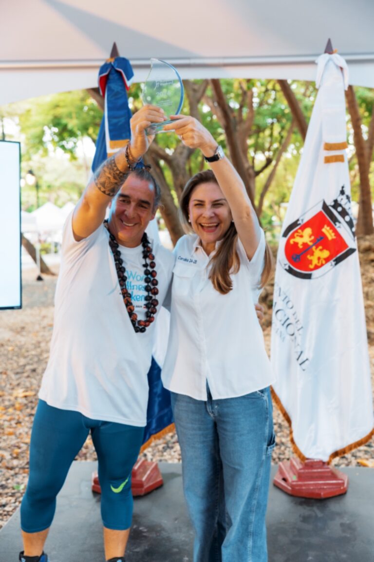 Carolina Mejía recibe premio por ser la alcaldesa que más promueve el bienestar