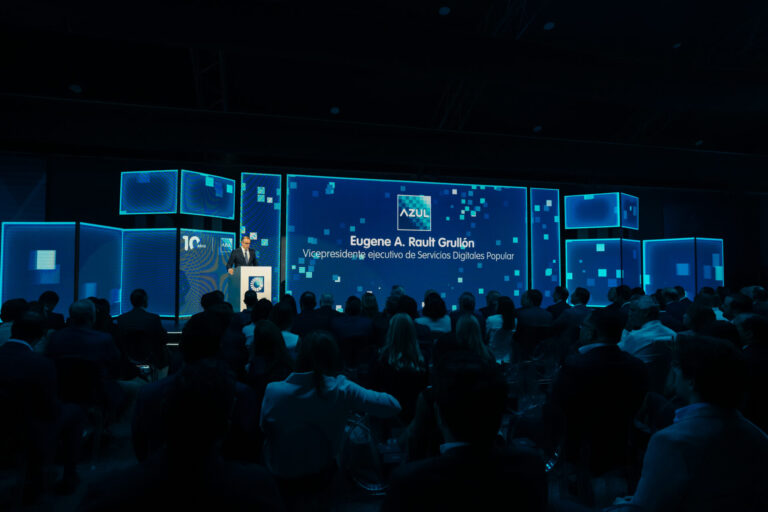 Servicios Digitales Popular y AZUL celebrandécimo aniversario