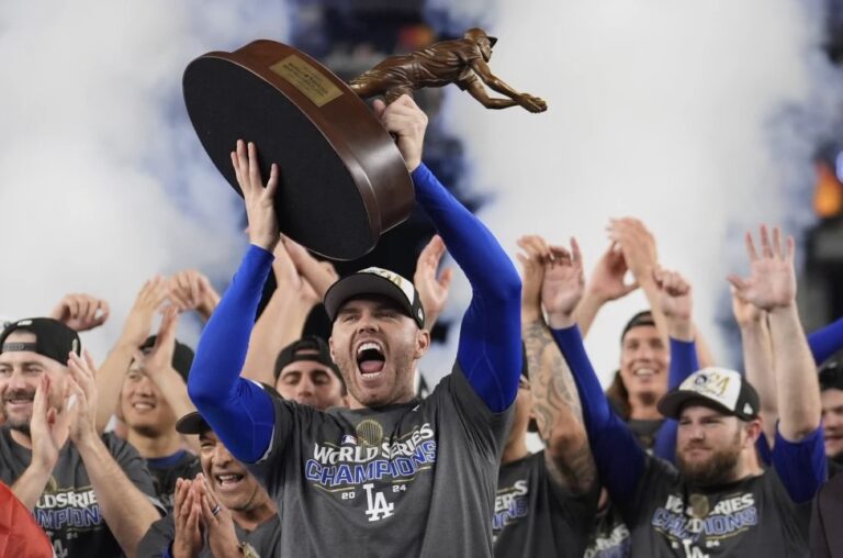 Freeman, Jugador Más Valioso de la Serie Mundial tras igualar récord con 12 impulsadas por Dodgers