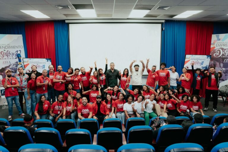 ITLA culmina exitosa Semana de Emprendimiento e Innovación y Desafine Creativo 2024