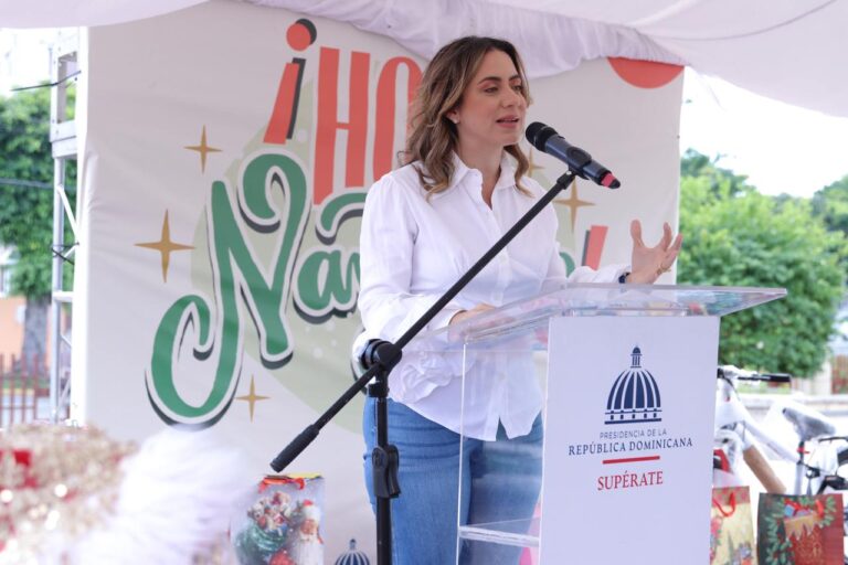 Supérate y la embajada de China entregan juguetes a NNA huérfanos por feminicidio