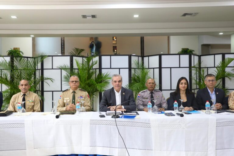 Presidente Abinader encabeza reunión de seguimiento al Plan de Seguridad Ciudadana