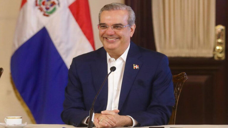 Presidente Abinader viajará este jueves a toma de posesión gobernadora de Puerto Rico