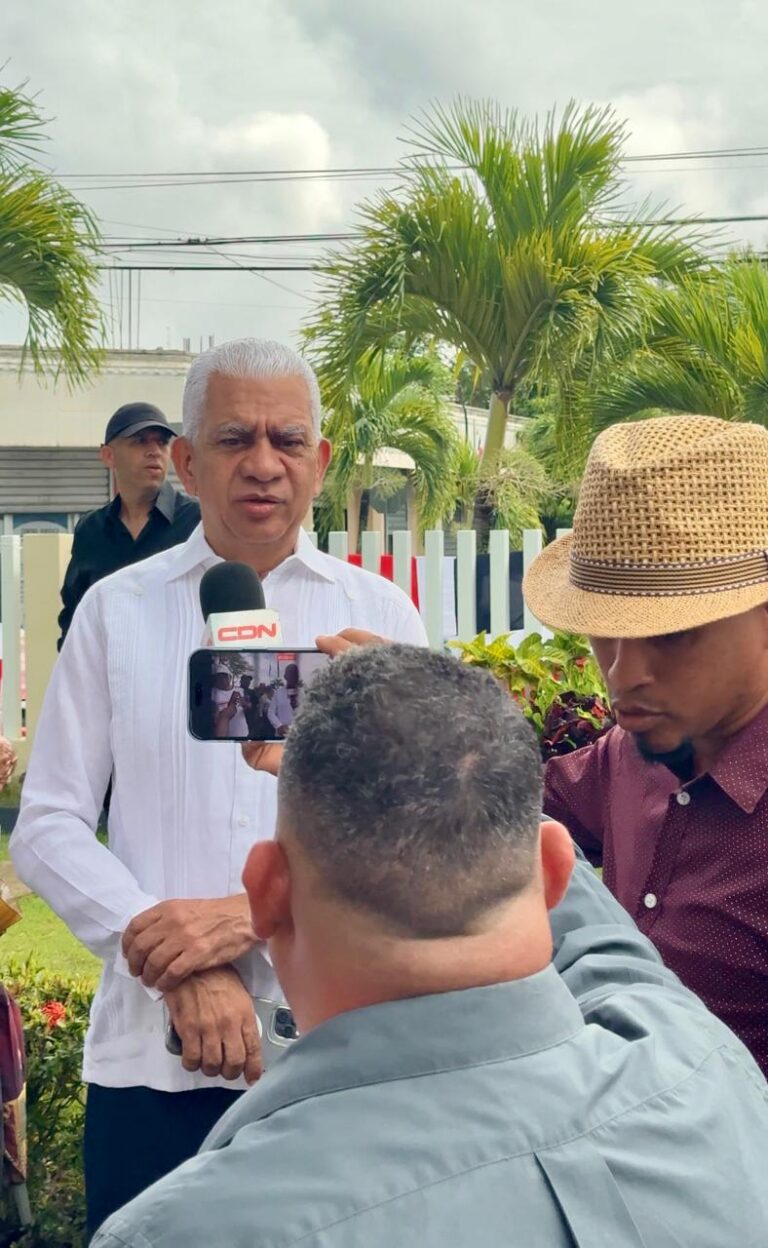 Senador Ricardo de los Santos hace un llamado a la prudencia y sensatez ante el conflicto entre Barrick y las comunidades de Sánchez Ramírez