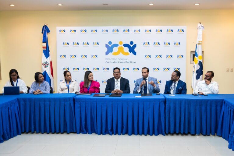 La DGCP y ANIPARD firman acuerdo para promover la sostenibilidad en la construcción de obras públicas