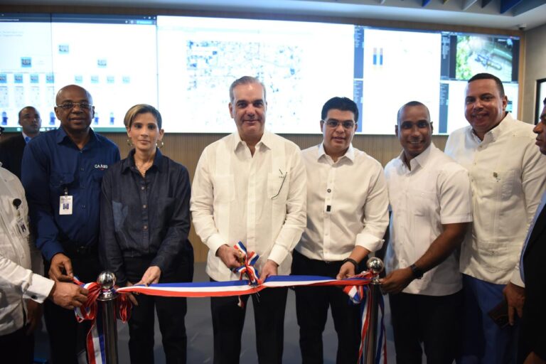 Inauguran moderno centro de monitoreo para eficientizar servicios de la CAASD