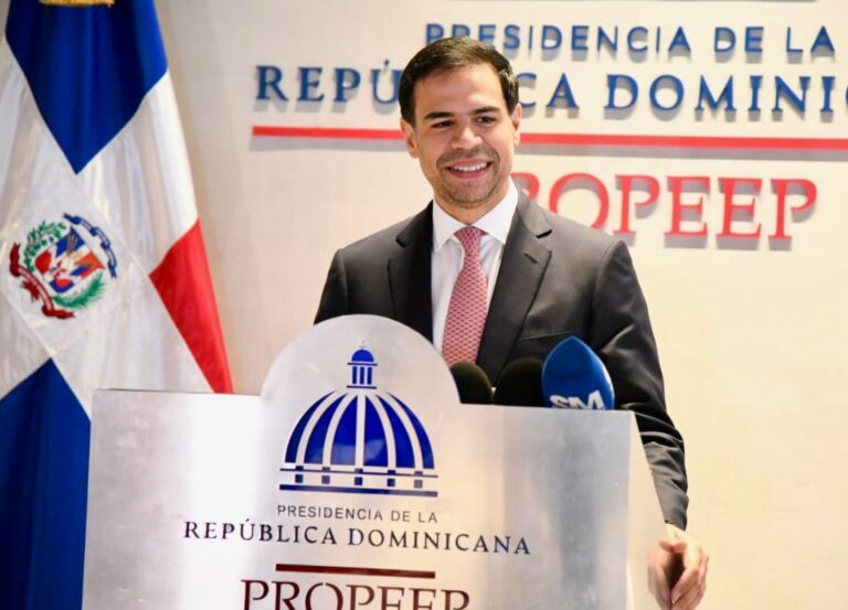 Roberto Ángel presenta Plan Frontera para impulsar desarrollo cultural en esas provincias