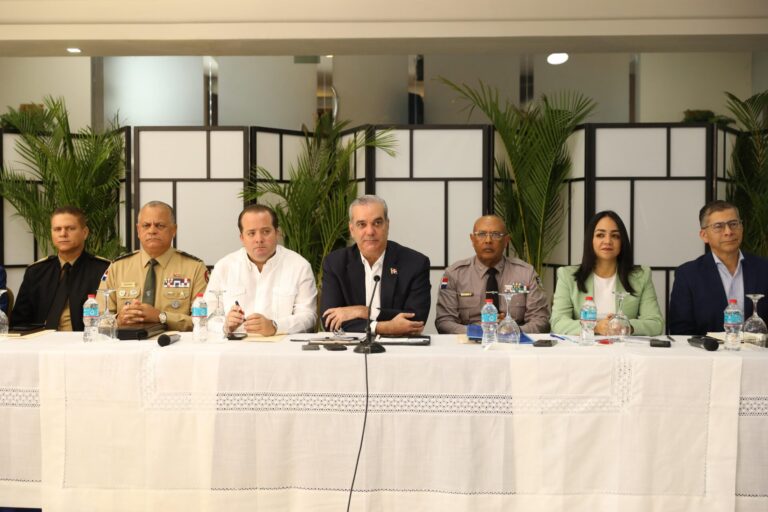 Presidente Abinader encabeza reunión de seguimiento al Plan de Seguridad Ciudadana