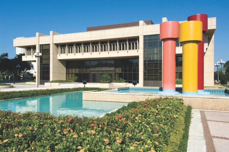 BCRD informa que las remesas alcanzaron los US$1,852.6 millones entre enero y febrero de 2025, aumentando 8.3 % interanual