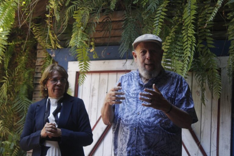 Exposición “Sin Límites” en Casa de Teatro: muestra de inclusión y solidaridad a favor del programa de Educación Especial de Rehabilitación