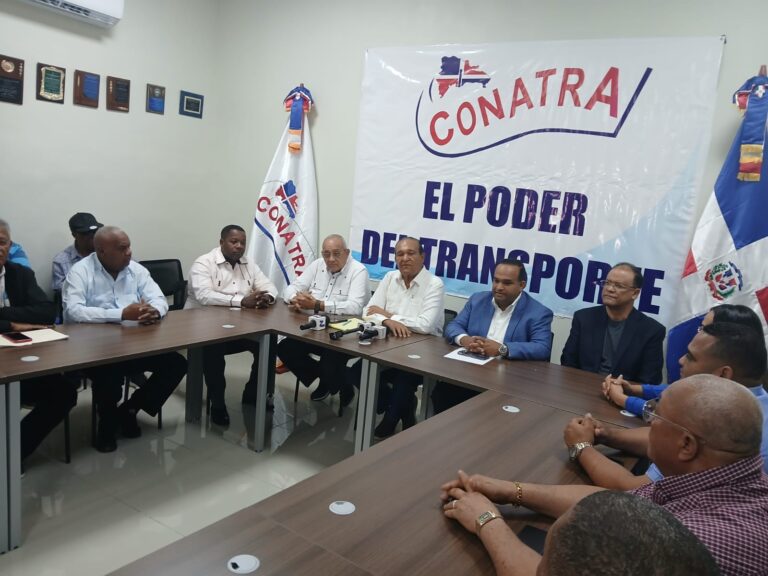 Conatra pide al gobierno reconsidere aumento en pólizas en seguros de ley; Antonio Marte advierte choferes no soportan mas aumentos, lo contrario se verían obligados a aumentar pasajes.