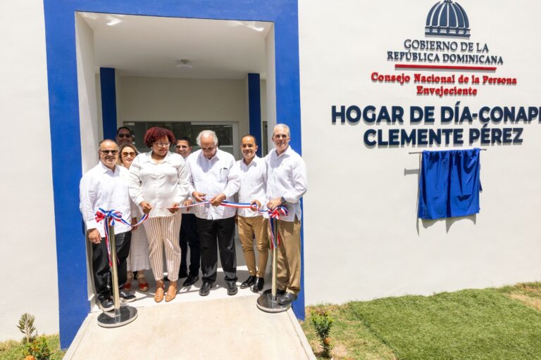 AFP Popular y CONAPE inauguran Hogar de Día Clemente Pérez en Pedernales