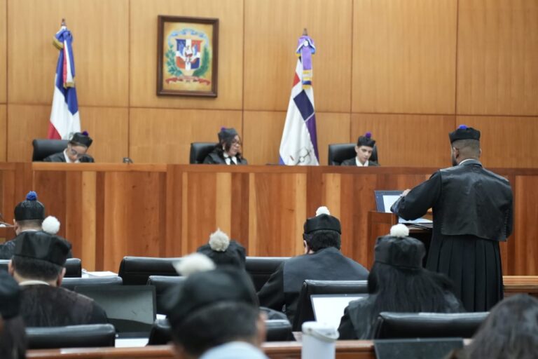 Prisión preventiva para pareja imputada de torturar y matar a una niña en Los Guandules