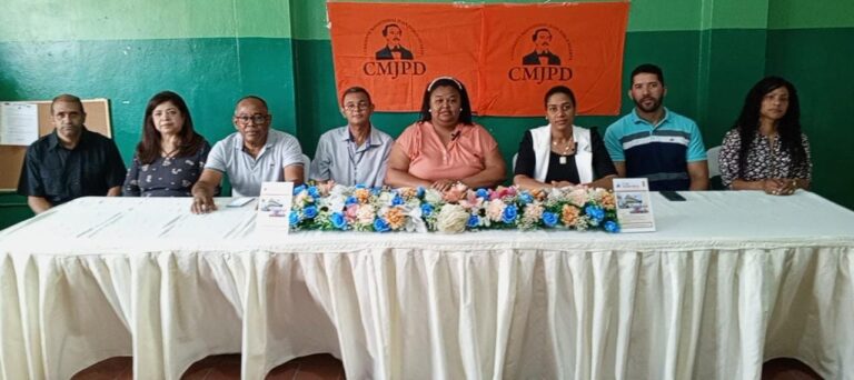 Corriente Magisterial presenta Boletín «Voz Duartista» en Mao