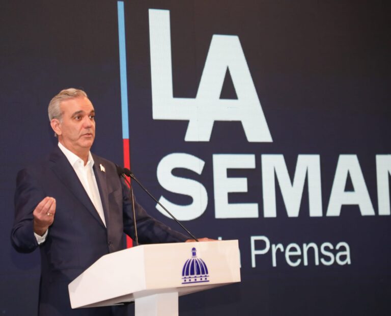 Presidente Abinader dice año escolar inicia con una matrícula de 2,664,028 estudiantes; 77.5% corresponde al sector público y 22.5% al sector privado