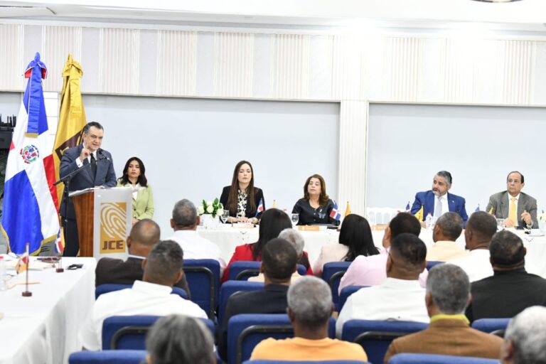 JCE inicia las recepciones de propuestas de aspirantes a miembros de las 162 Juntas Electorales del país