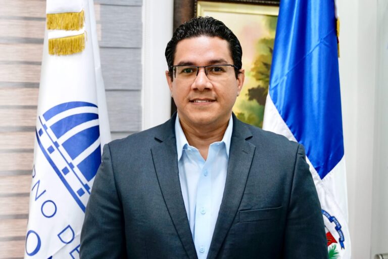 Ministerio de Salud asegura que el agua potable distribuida en el país es segura para su uso