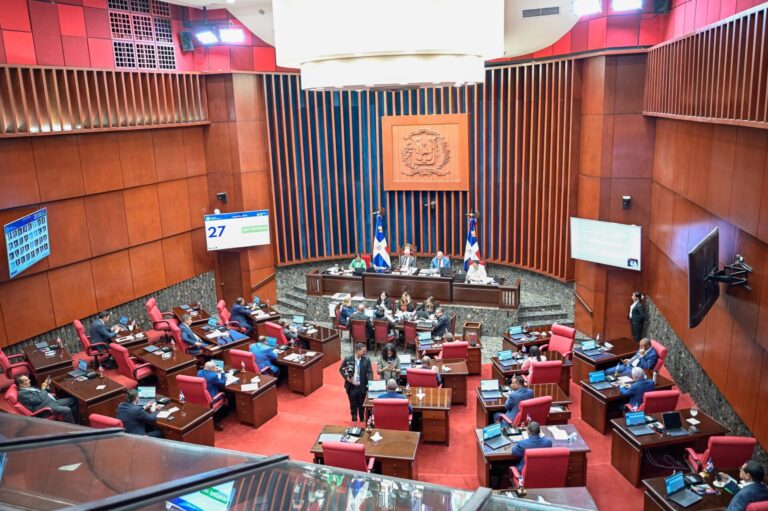 Senado aprueba en primera lectura Ley que regula el Embargo Retentivo en la República Dominicana