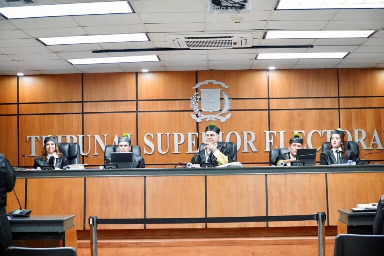 TSE aplaza conocimiento de dos acciones contra el Partido Humanista Dominicano
