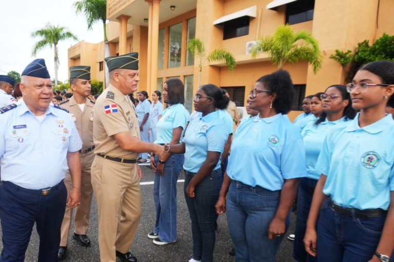 Ministerio de Defensa abre el año escolar 2026 de las Escuelas Vocacionales como eje de inclusión, productividad y desarrollo nacional