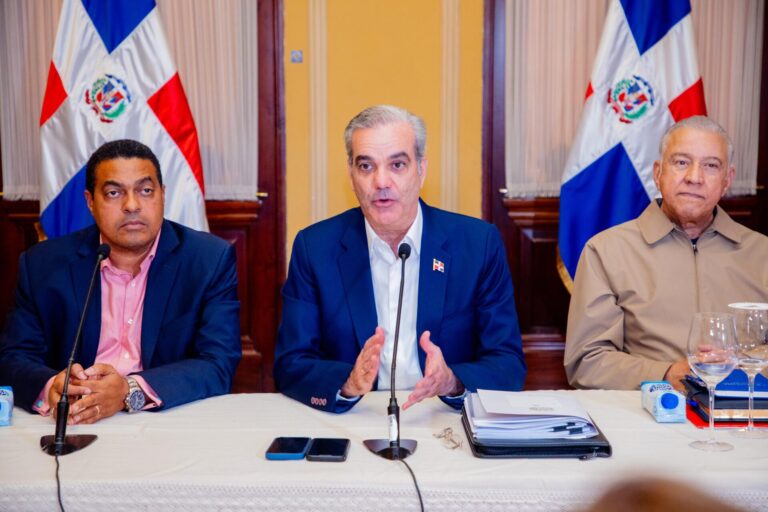 Presidente Abinader presenta avances en la organización de los XXV Juegos Centroamericanos y del Caribe Santo Domingo 2026