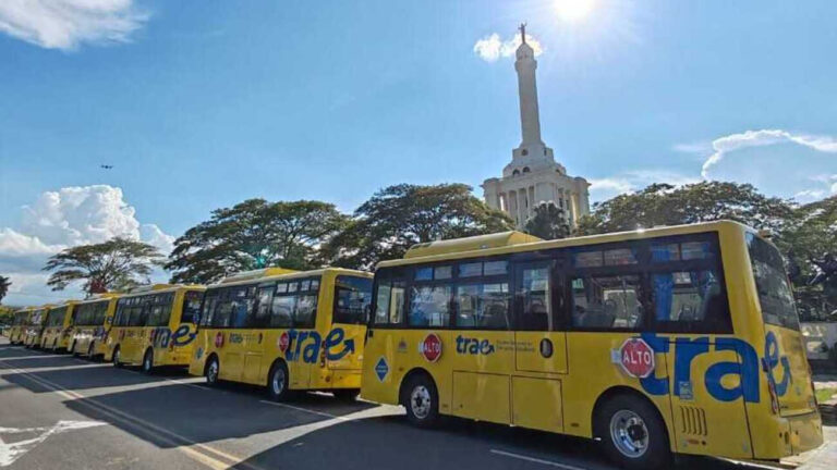 TRAE celebra tres años transformando la educación dominicana con más de 53 millones de traslados seguros y gratuitos