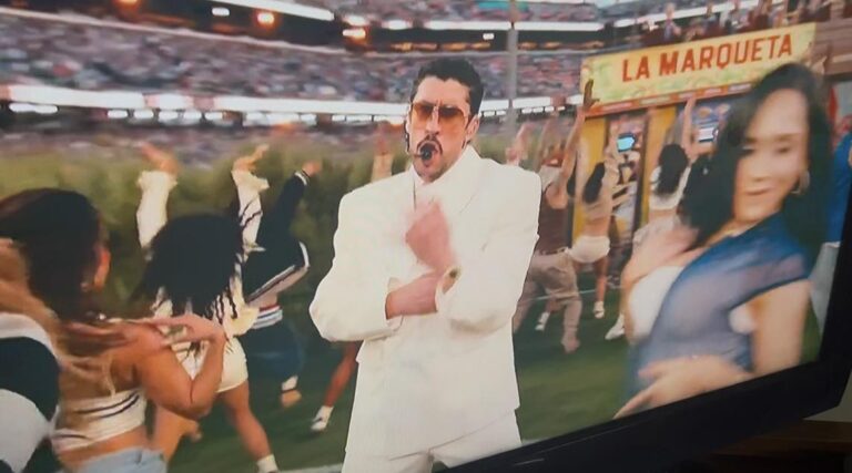 Bad Bunny convirtió el Super Bowl 2026 en unadeclaración histórica de identidad latina