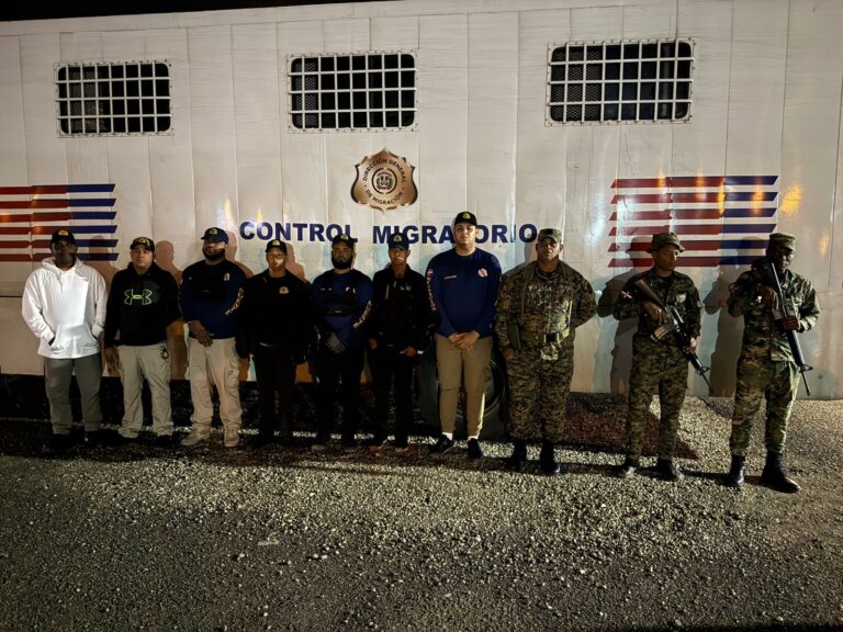 Este miércoles detienen 1,142 extranjeros en condición irregular; la DGM deporta 1,072 por los pasos de la frontera