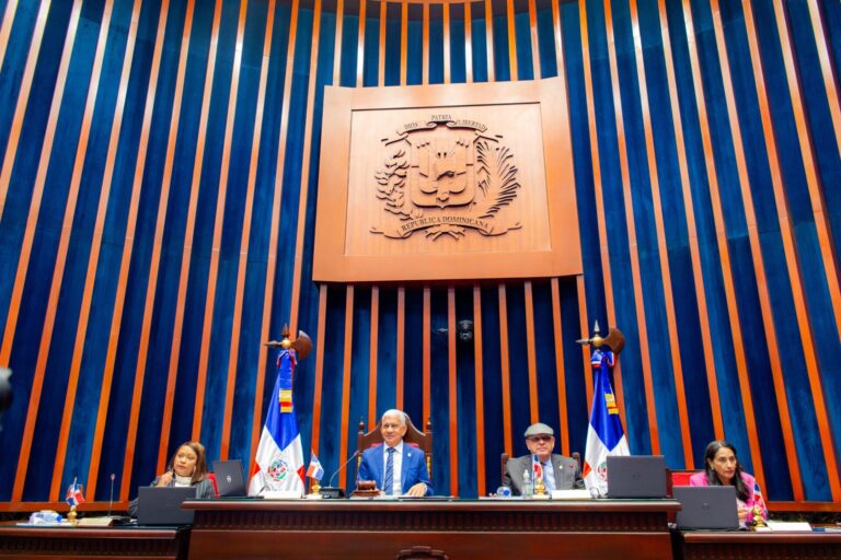 Senado de la República aprueba reforma a la Ley que rige la Autoridad Portuaria