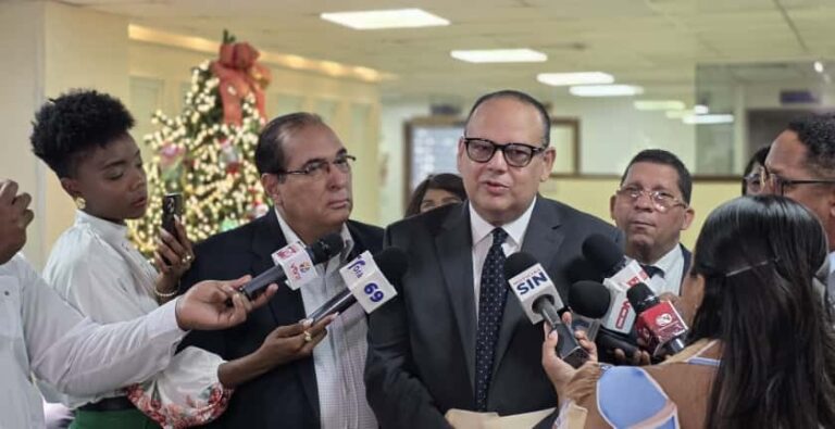 CARD anuncia sometimiento de amparo contra el CNM por violacióna la constitución al no reestructurar y seleccionar los nuevos jueces de la SCJ