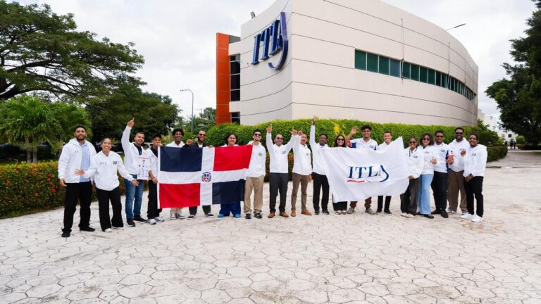 Equipos del ITLA parten hacia la NASA para representar a la República Dominicana en competencia internacional